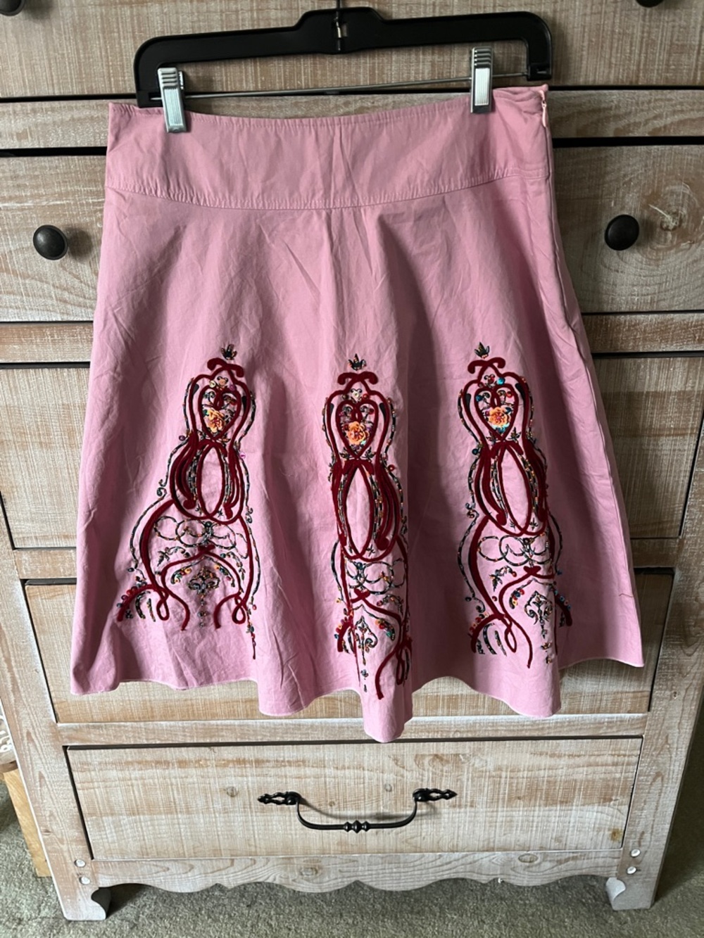 NWT Ariella Pink A-Line Skirt with Red Multicolor Embroidery